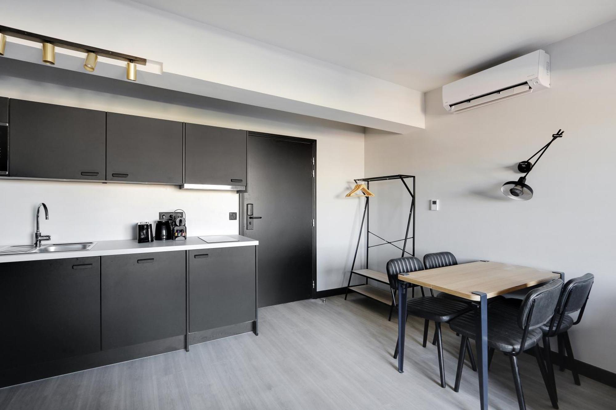 Pick A Flat'S Apartments In In Parc Des Buttes Chaumonts - Rue Edouard Pailleron Париж Экстерьер фото